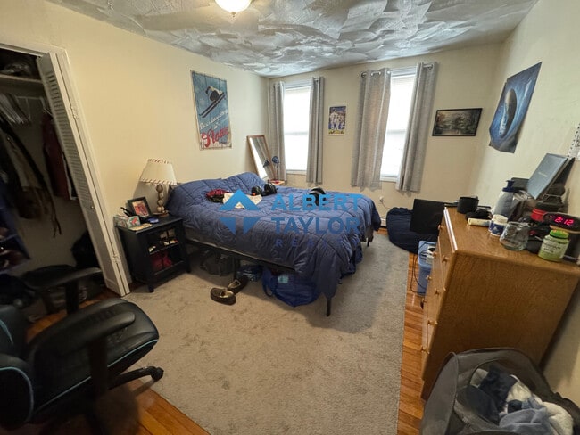 27 Mount Vernon St, Unit 27