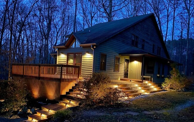 160 Lystra Hills Ln in Chapel Hill, NC - Building Photo - Building Photo