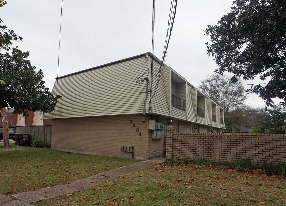 2200-2204 Idaho Ave in Kenner, LA - Foto de edificio