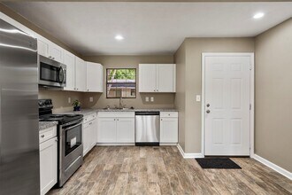 3411 Balboa Cir in Montgomery, TX - Building Photo - Building Photo