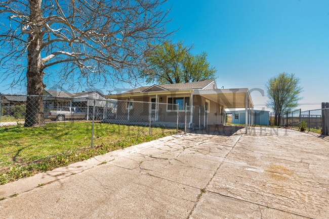 125 Grover Ave in Wichita, KS - Building Photo - Building Photo