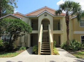 12640 Equestrian Cir in Ft. Myers, FL - Building Photo