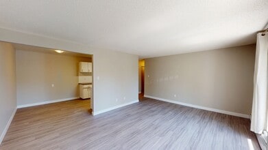 9807-9108 108 Ave in Grande Prairie, AB - Building Photo - Building Photo