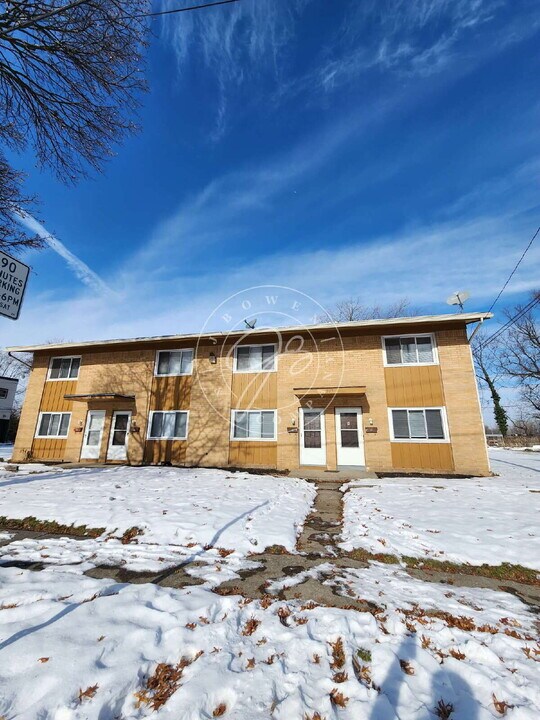 1932 Airline Ave in Toledo, OH - Building Photo