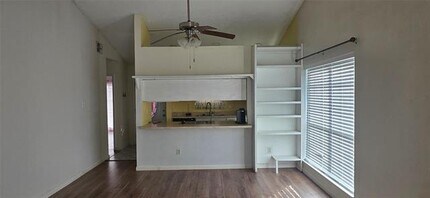 822 Colchester Dr in Mesquite, TX - Foto de edificio - Building Photo