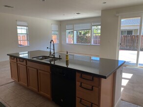830 San Bernardo Ln in Morgan Hill, CA - Building Photo - Building Photo