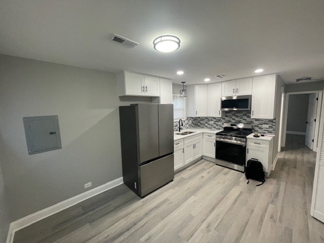 417 W Hickory St in Chicago Heights, IL - Building Photo - Building Photo