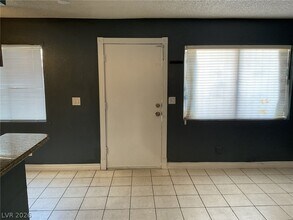 1641 N Lamont St in Las Vegas, NV - Building Photo - Building Photo