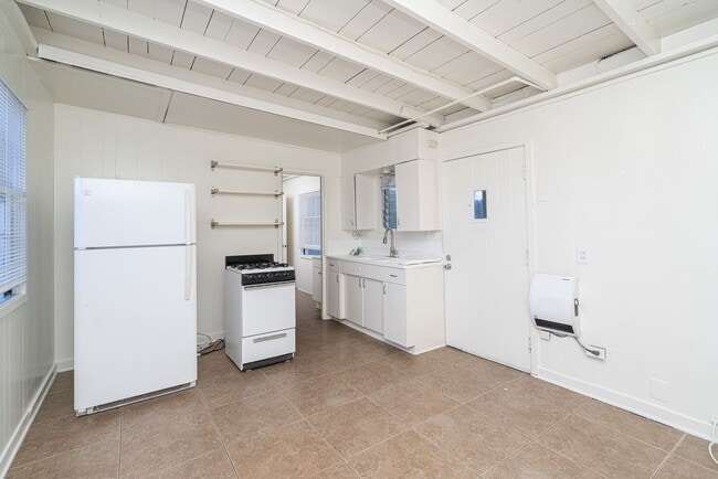 218 29th St in Newport Beach, CA - Building Photo - Building Photo