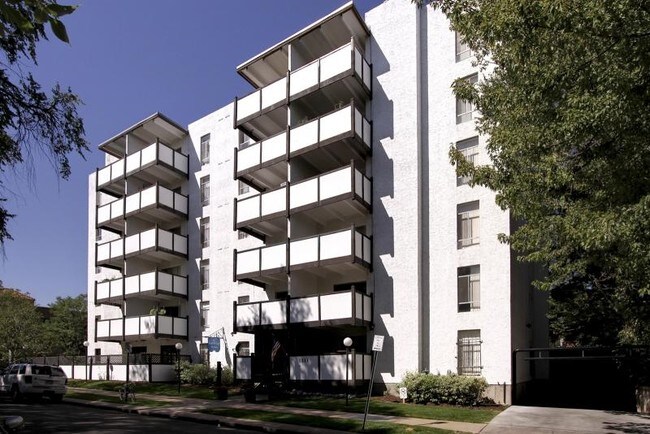 1311 Cook Apartments in Denver, CO - Foto de edificio - Building Photo