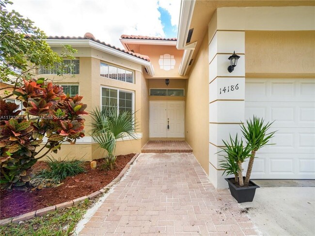 property at 14186 SW 32nd St
