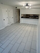 4026 Calvary Rd, Unit A in West Columbia, SC - Building Photo