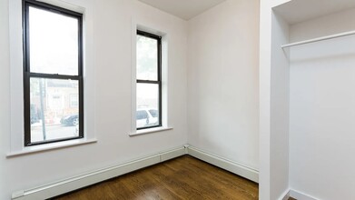 406 E 13th St, Unit 1f in New York, NY - Building Photo - Building Photo