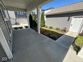 213 Steeples Blvd in Indianapolis, IN - Building Photo - Building Photo