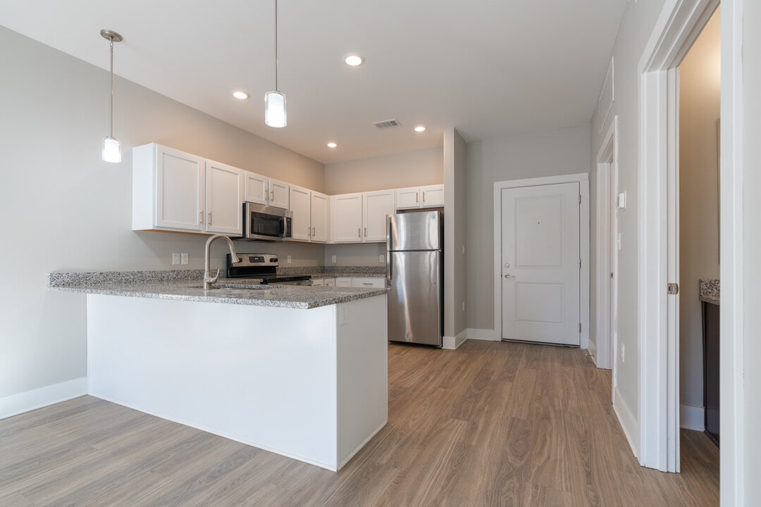 Preston Valley Apartments in Louisville, KY - Building Photo