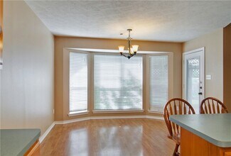 1400 Front Royal Dr in College Station, TX - Building Photo - Building Photo