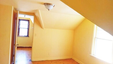 4352 Ingleside Rd in Warrensville Heights, OH - Building Photo - Building Photo