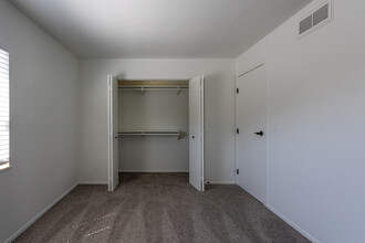 Market Mohawk Apartments in Columbus, OH - Building Photo - Interior Photo