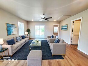 1048 W Golden Ln in Burleson, TX - Building Photo - Building Photo