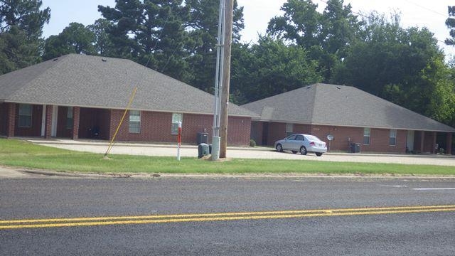 North Edwards Heights Apartments in Mount Pleasant, TX - Building Photo