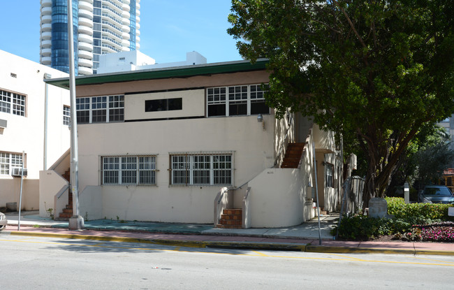 6055 Indian Creek Dr in Miami Beach, FL - Foto de edificio - Building Photo