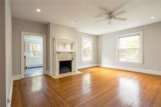 2 Granger Pl in Rochester, NY - Building Photo - Building Photo