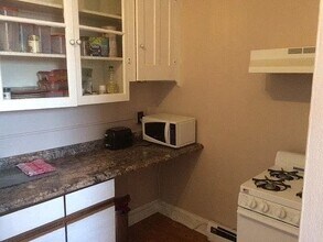 182 Bowen Street, Unit Bowen #12 in Providence, RI - Building Photo - Building Photo