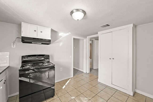 property at 203 W Hart Ave