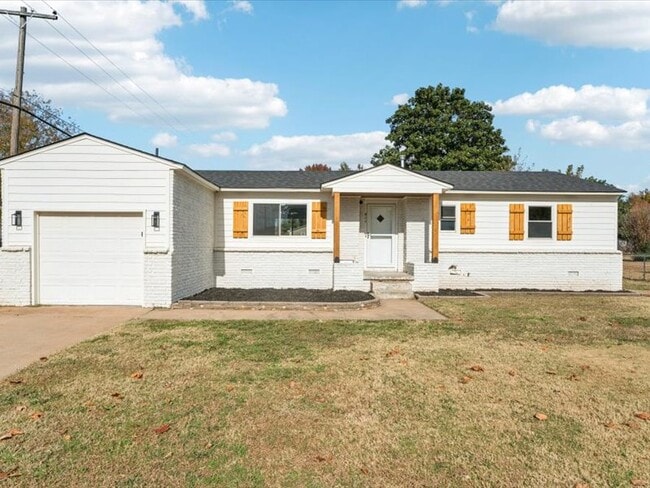 property at 411 W 46th St