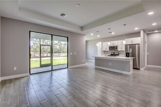 923 Belmont St E in Lehigh Acres, FL - Building Photo - Building Photo