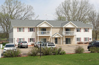 WOODSIDE VILLAGE APARTMENTS in Stevens Point, WI - Building Photo - Building Photo