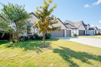 503 Upper Falls Ln in Mansfield, TX - Building Photo - Building Photo