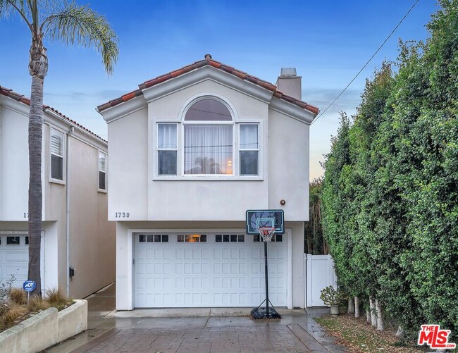 property at 1739 Ford Ave