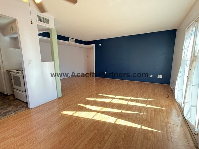 1967 N Camino Serna in Tucson, AZ - Building Photo - Building Photo