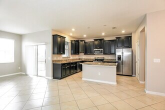 13833 Reindeer Cir in Hudson, FL - Foto de edificio - Building Photo