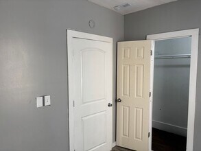 1037 Orchard St in Toledo, OH - Building Photo - Building Photo