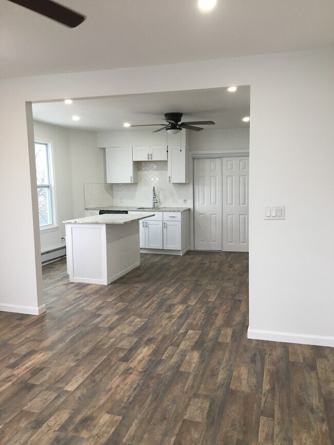 40 Pulaski St Rentals in New Britain, CT