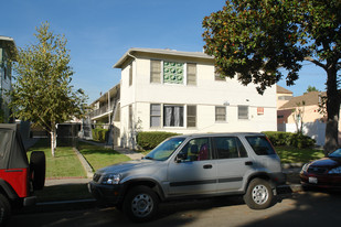 1011 E Garfield Ave Apartments