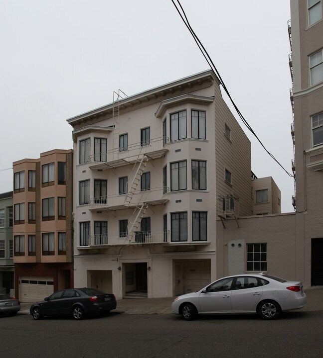 1520 Greenwich St in San Francisco, CA - Building Photo