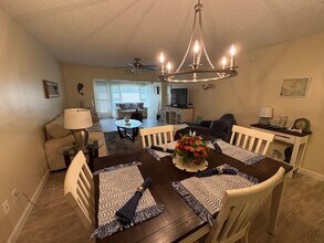 1828 Pine Valley Dr in Ft. Myers, FL - Building Photo - Building Photo