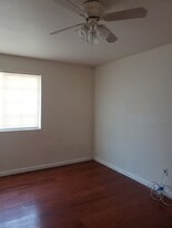 14811 La Capelle Rd in La Mirada, CA - Building Photo