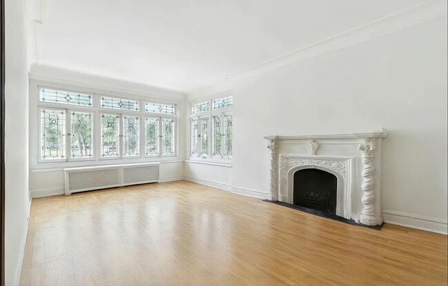 3114 W Palmer Blvd, Unit 1 in Chicago, IL - Foto de edificio - Building Photo