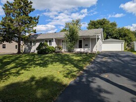 4329 Sterling Rd in Downers Grove, IL - Building Photo