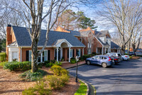 3075 Howell Mill Rd NW in Atlanta, GA - Foto de edificio - Primary Photo