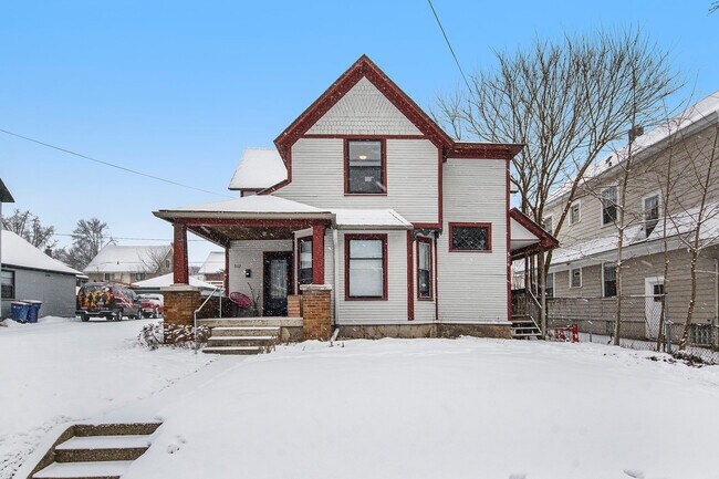 514 Glenwood Ave SE, Unit 514 Glenwood Gem