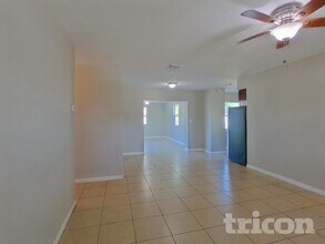 11158 109th Way N in Largo, FL - Building Photo - Building Photo