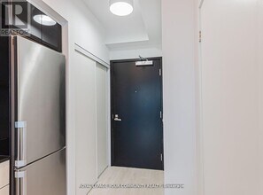31-1231 Tippett Rd in Toronto, ON - Building Photo - Building Photo