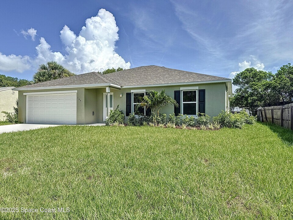 144 Roosevelt St in Titusville, FL - Building Photo