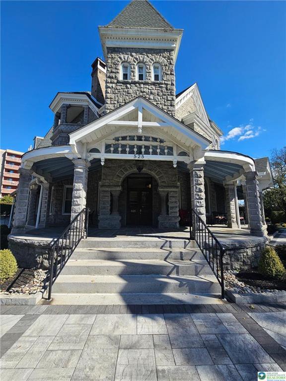 property at 525 2nd St