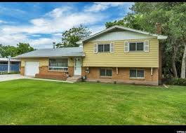 property at 1318 E 4225 S St